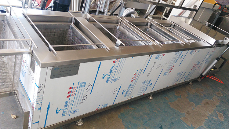 五工位超聲波清洗機(jī)(定制)